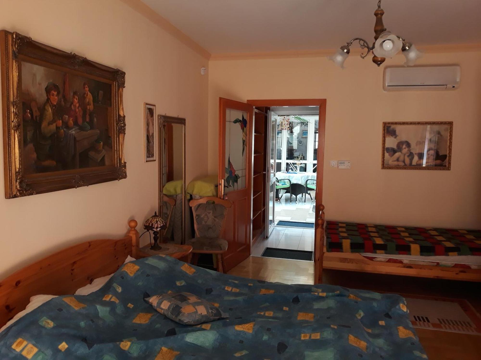 Kenezy Lux Apartman Vendeghaz Hajduszoboszlo Exterior photo